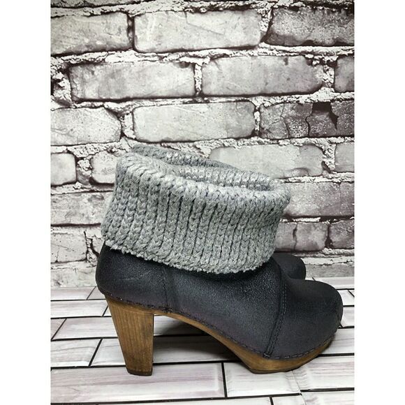 Sanita Blue Cracked Leather Shimmer Ankle Stacked Heel Booties Women Sz 37EU/6.5 - Picture 1 of 16